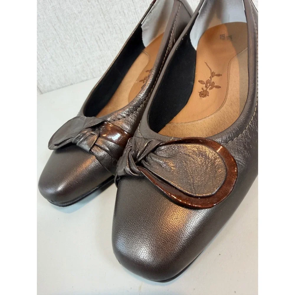 Ros Hommerson Bonze Metallic Brown Low‎ Wedge Kitten Heel Shoes 7 medium